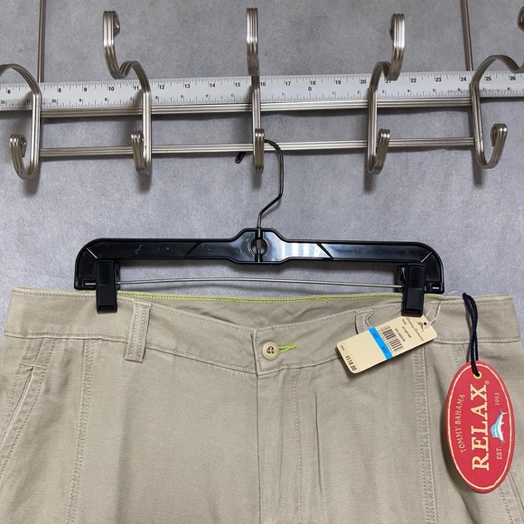 NWT‎ Tommy Bahama Pants Men 36x32 Key Grip Cargo Cotton Lyocell Chino Relax $118 - Picture 1 of 11